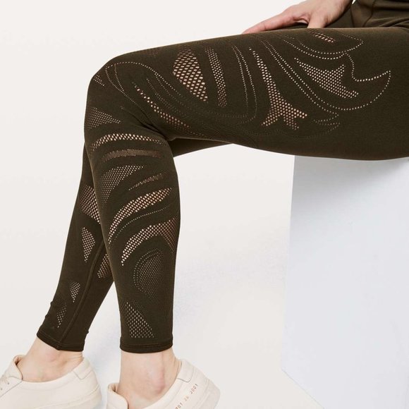 Lululemon Reveal Tight En Avante 26" Size 4 Olive Seamless High-Rise Leggings - Picture 3 of 9